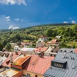 Apart-hotel Stříbrná Liška 3*